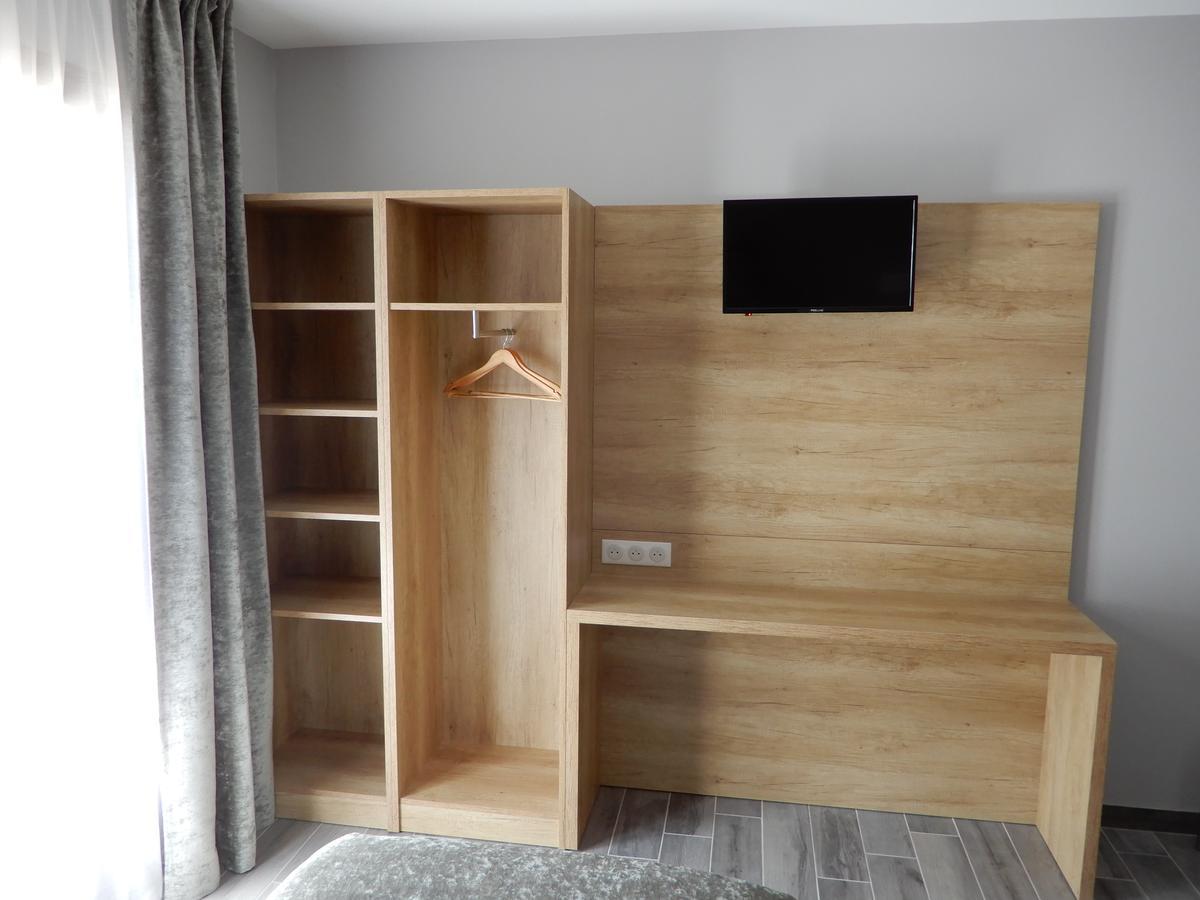 Hotel Marinet Chatillon-en-Michaille Екстериор снимка