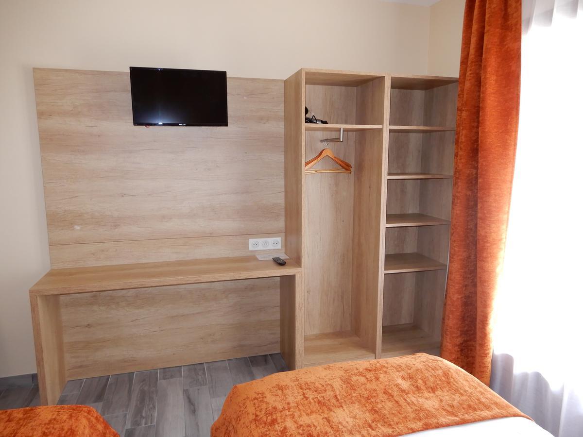 Hotel Marinet Chatillon-en-Michaille Екстериор снимка